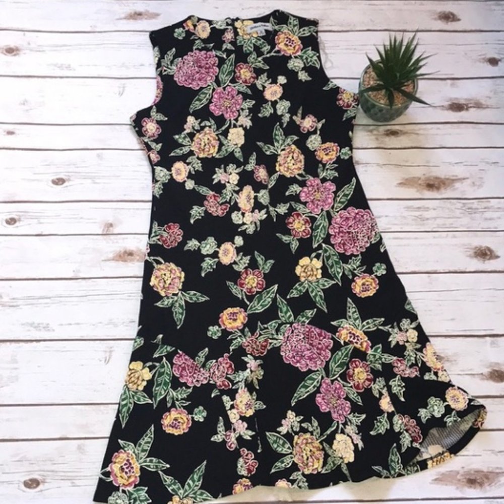 NWOT Beautiful Spring Dress 12